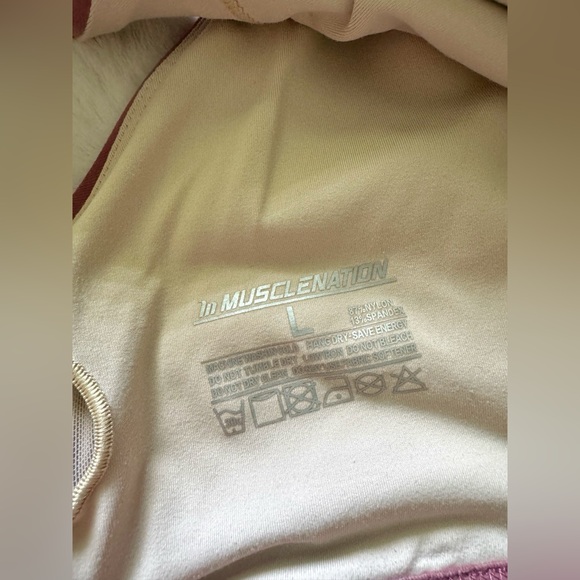 Musclenation Sports Bra - Picture 4 of 4